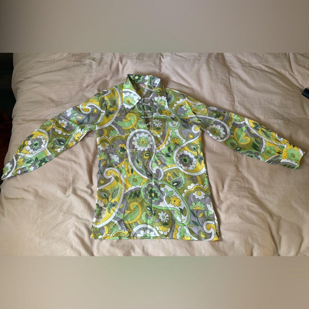 Vintage 70s Green and Yellow Paisley Blouse
